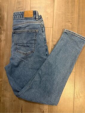 American Eagle Curvy Mom Jeans